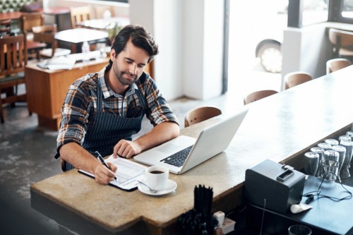 manager doing restaurant inventory